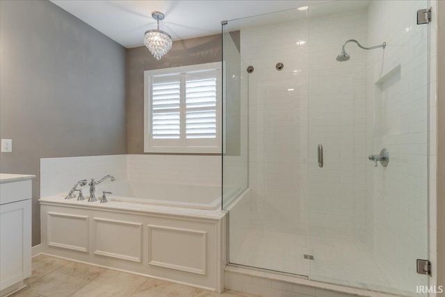 5959 Brookstone Drive, Newburgh, IN 47630