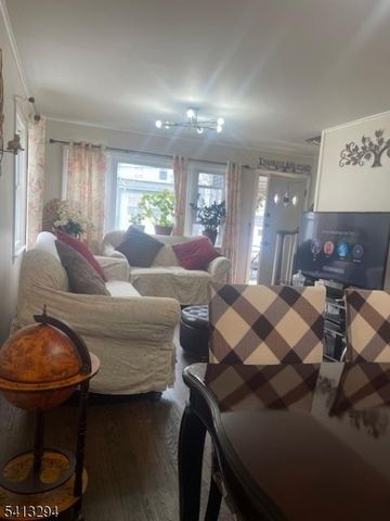 245 W 19Th Ave, Irvington Twp., NJ 07111