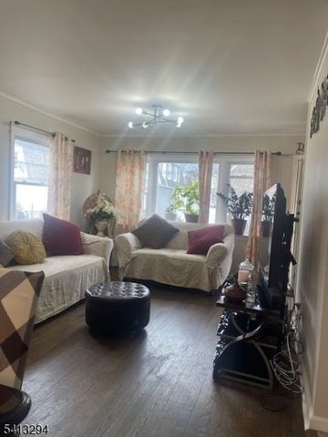 245 W 19Th Ave, Irvington Twp., NJ 07111