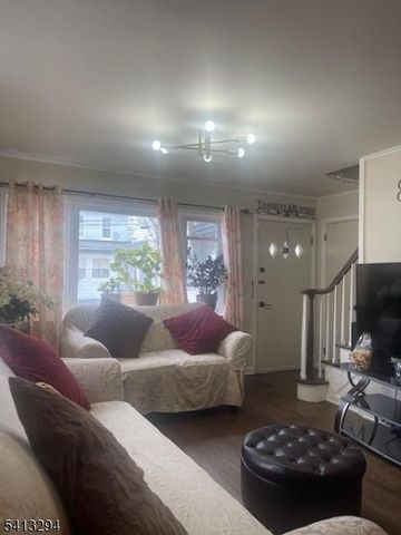 245 W 19Th Ave, Irvington Twp., NJ 07111