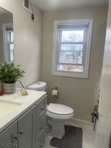 245 W 19Th Ave, Irvington Twp., NJ 07111