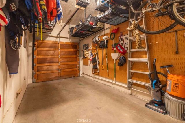 39802 Lakeview Drive 17, Big Bear Lake, CA 92315
