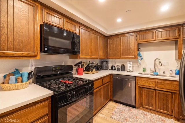 39802 Lakeview Drive 17, Big Bear Lake, CA 92315