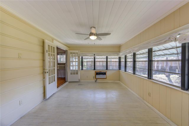 725 W 41st Street, Houston, TX 77018