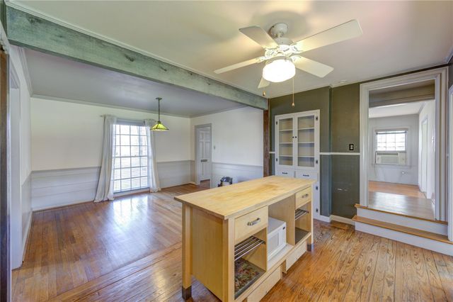 725 W 41st Street, Houston, TX 77018