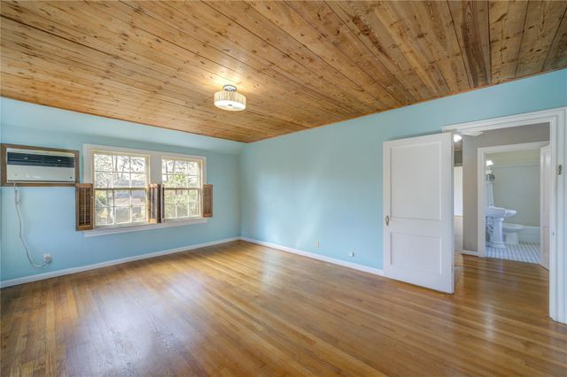 725 W 41st Street, Houston, TX 77018