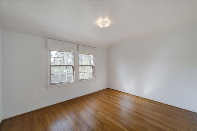 725 W 41st Street, Houston, TX 77018