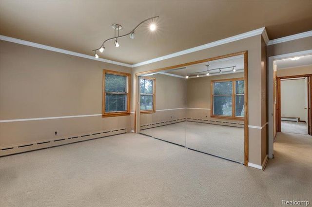 31069 Munger Drive, Livonia, MI 48154