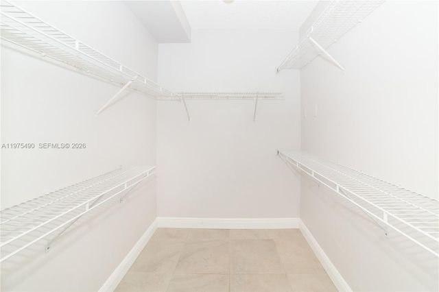 17100 N Bay Road 1802, Sunny Isles Beach, FL 33160