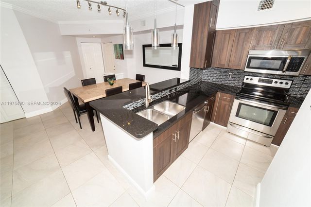17100 N Bay Road 1802, Sunny Isles Beach, FL 33160