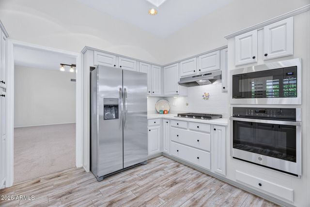 21010 N LIMOUSINE Drive, Sun City West, AZ 85375
