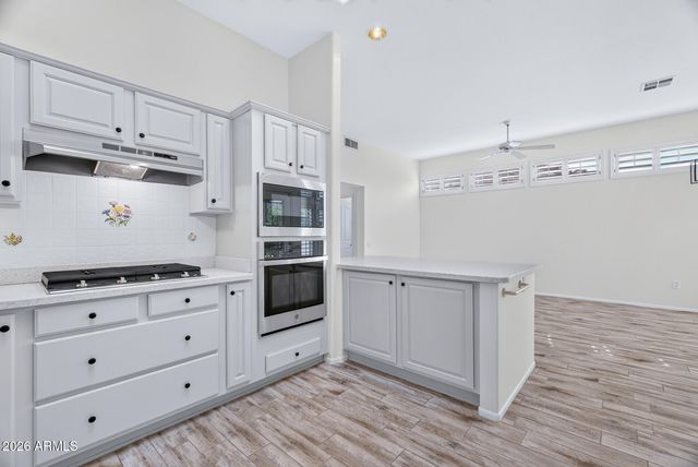 21010 N LIMOUSINE Drive, Sun City West, AZ 85375