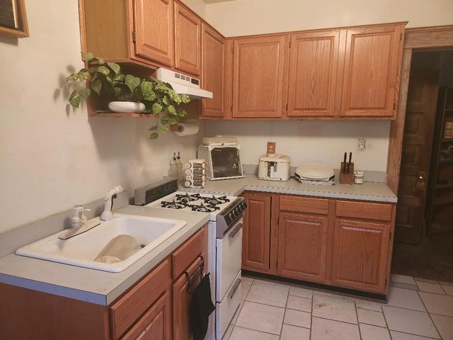 2683 Crane Street, Detroit, MI 48214