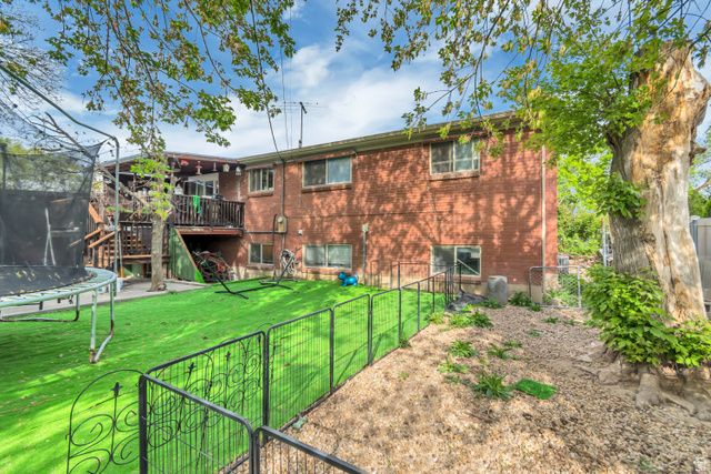 7470 S RAMANEE DR DR, Midvale, UT 84047