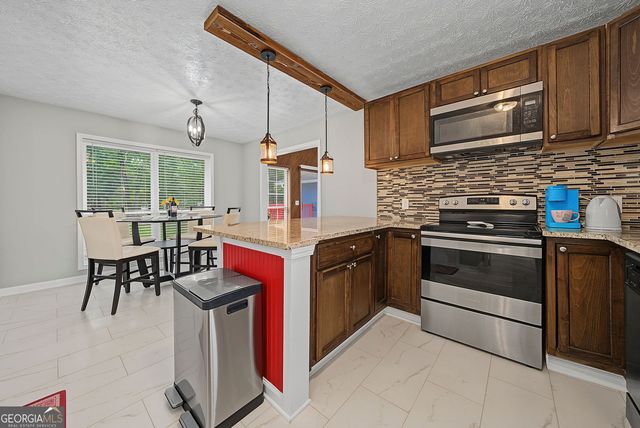 3202 Beaver Drive, Douglasville, GA 30135
