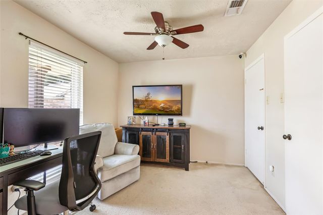 7827 Huron Court, Baytown, TX 77521