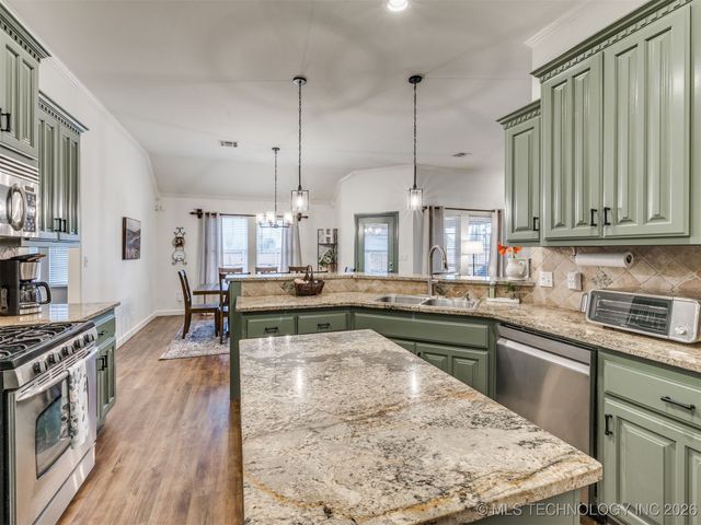 4671 E 144th Place, Bixby, OK 74008