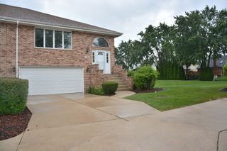17155 Kamp Court 9, Tinley Park, IL 60487