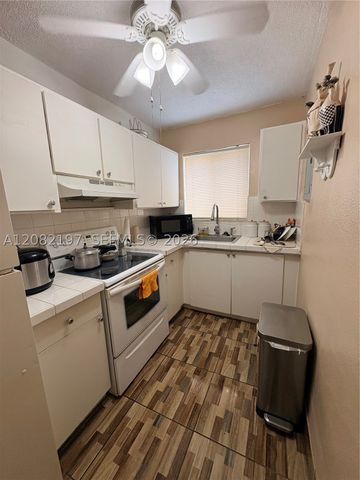 1125 SE 9th Ave 2, Hialeah, FL 33010