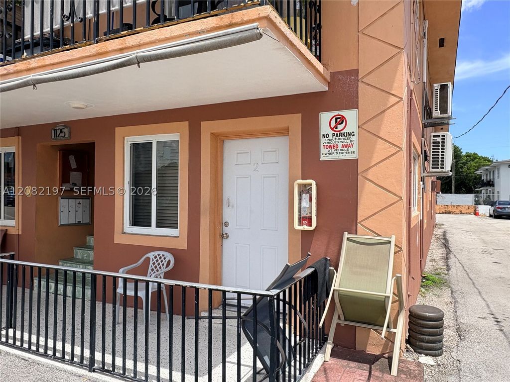 1125 SE 9th Ave 2, Hialeah, FL 33010