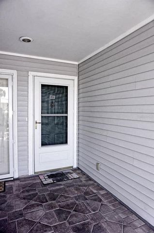 2051 VISTA DEL SOL CIRCLE 202, Lutz, FL 33558