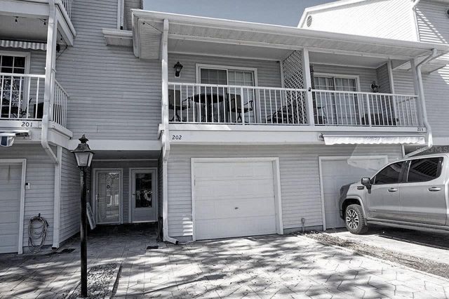 2051 VISTA DEL SOL CIRCLE 202, Lutz, FL 33558