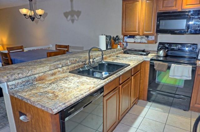 2051 VISTA DEL SOL CIRCLE 202, Lutz, FL 33558