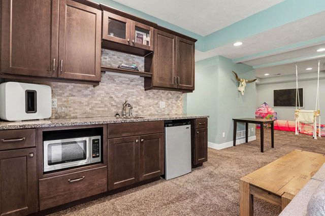 4338 Trail East Drive Ne, Cannon Twp, MI 49301
