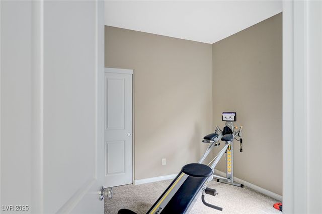 6579 Secret Grove Avenue, Las Vegas, NV 89130