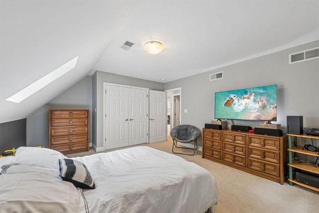 300 Hardy DRIVE, Upper St Clair, PA 15241