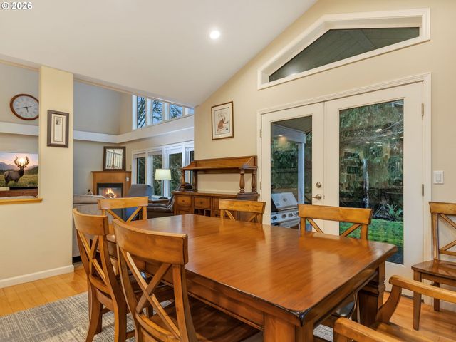 702 Sw JUNIPER Ave, Warrenton, OR 97146