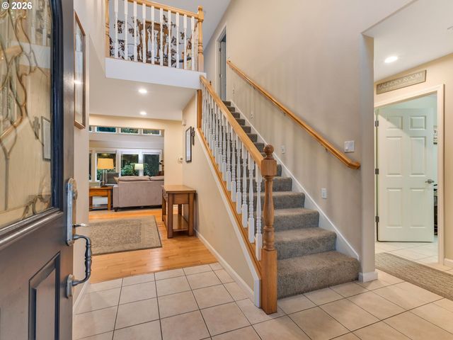 702 Sw JUNIPER Ave, Warrenton, OR 97146