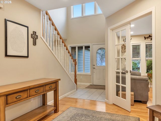 702 Sw JUNIPER Ave, Warrenton, OR 97146