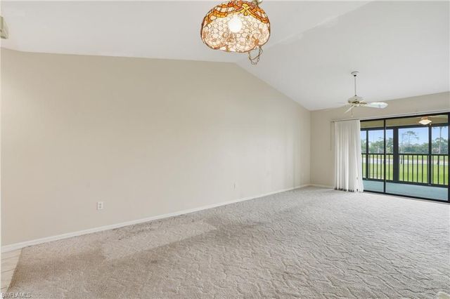 5785 Trailwinds DR 222, Fort Myers, FL 33907