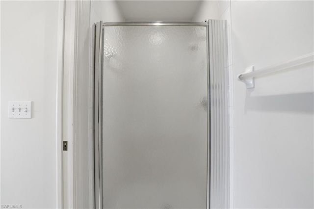 5785 Trailwinds DR 222, Fort Myers, FL 33907