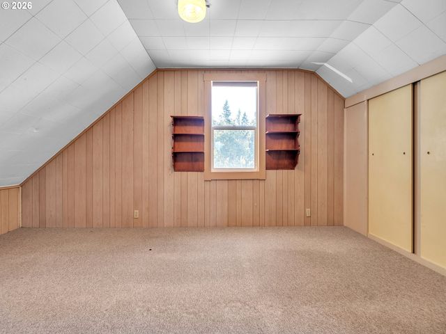 698 Grandview Ave, Scotts Mills, OR 97375