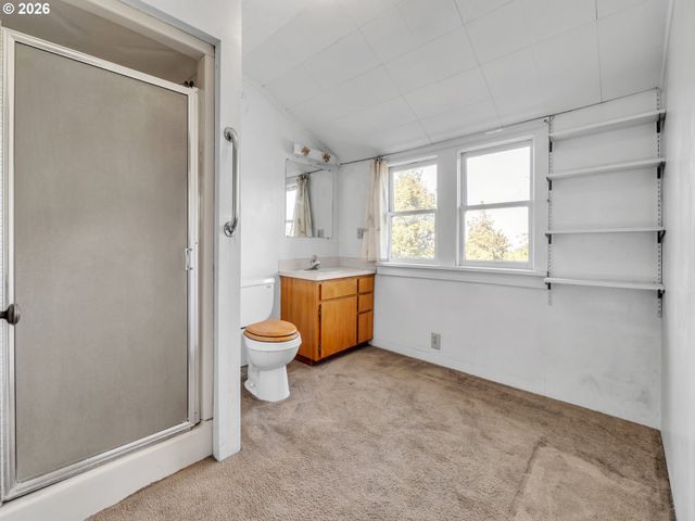 698 Grandview Ave, Scotts Mills, OR 97375