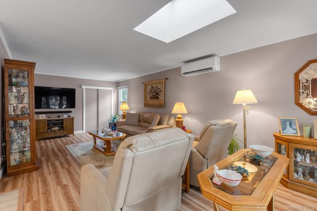 1812 Gormley Avenue, Merrick, NY 11566