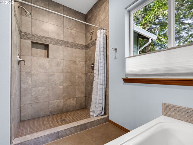 22 VENADO TRAIL Rd, Stevenson, WA 98648