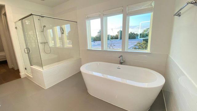 2230 Lou Ellen Lane D, Houston, TX 77018
