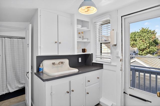 452 Commercial Street Unit 5, Provincetown, MA 02657