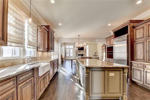 5193 Creek Walk Circle, Peachtree Corners, GA 30092