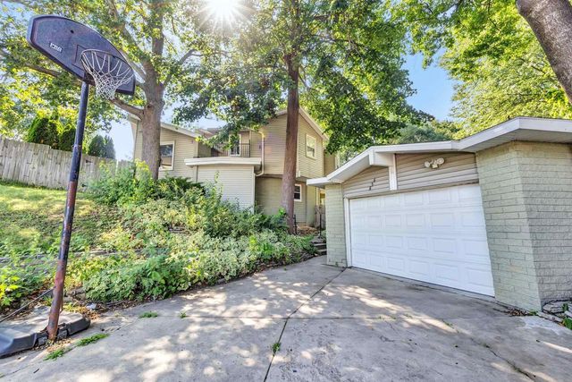 856 ALPINE DRIVE, Green Bay, WI 54311