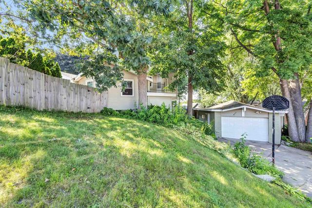 856 ALPINE DRIVE, Green Bay, WI 54311