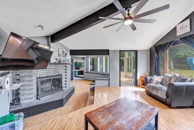 856 ALPINE DRIVE, Green Bay, WI 54311