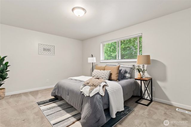 17022 190th Avenue E, Renton, WA 98058