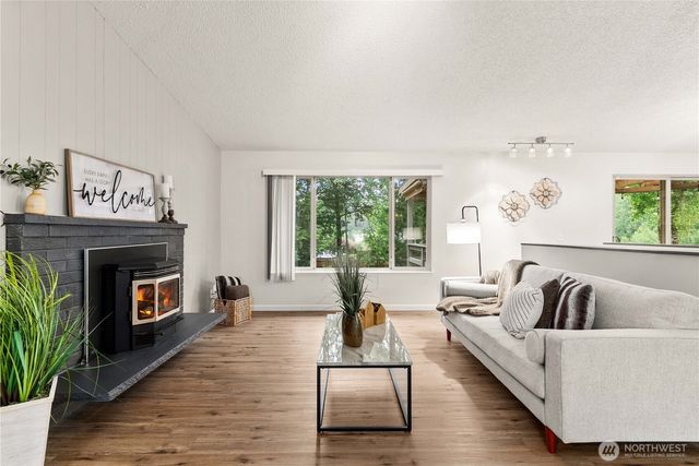 17022 190th Avenue E, Renton, WA 98058