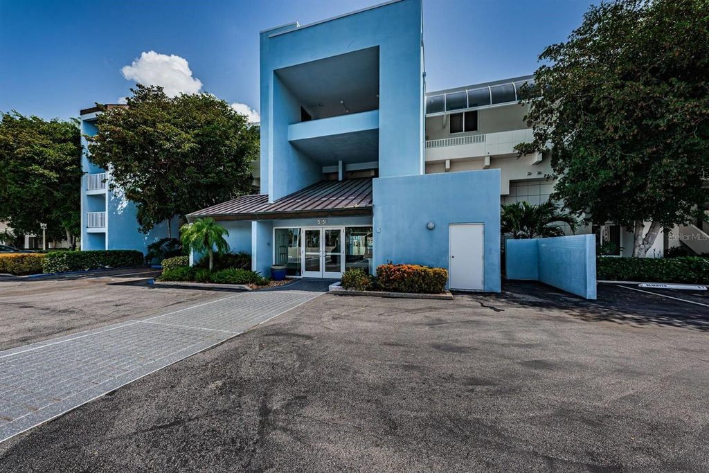 5151 ISLA KEY BOULEVARD S 220, St Petersburg, FL 33715