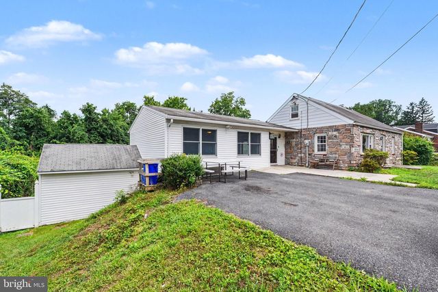 922 VALLEY RD, Enola, PA 17025