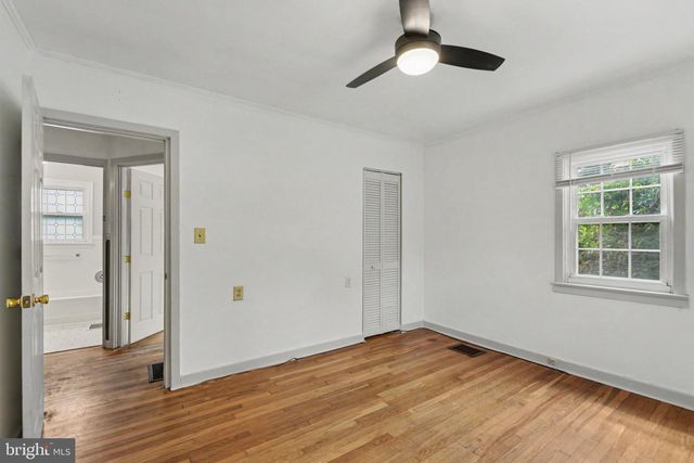 922 VALLEY RD, Enola, PA 17025